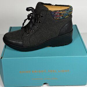 Bzees Brooklyn Ankle Boots‎ Women’s 10 Black Rainbow Knit Washable Lightweight